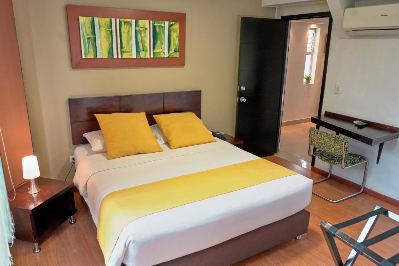 Hotel Volare Armenia  Dış mekan fotoğraf